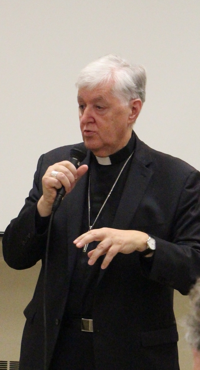 Mgr Noel Simard, évêque de Valleyfield